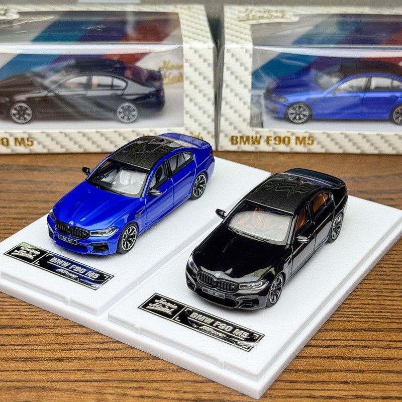 Modelo Howie 1/64 NOVO BMW M5  - Kids Toys Boys avaliação e preço